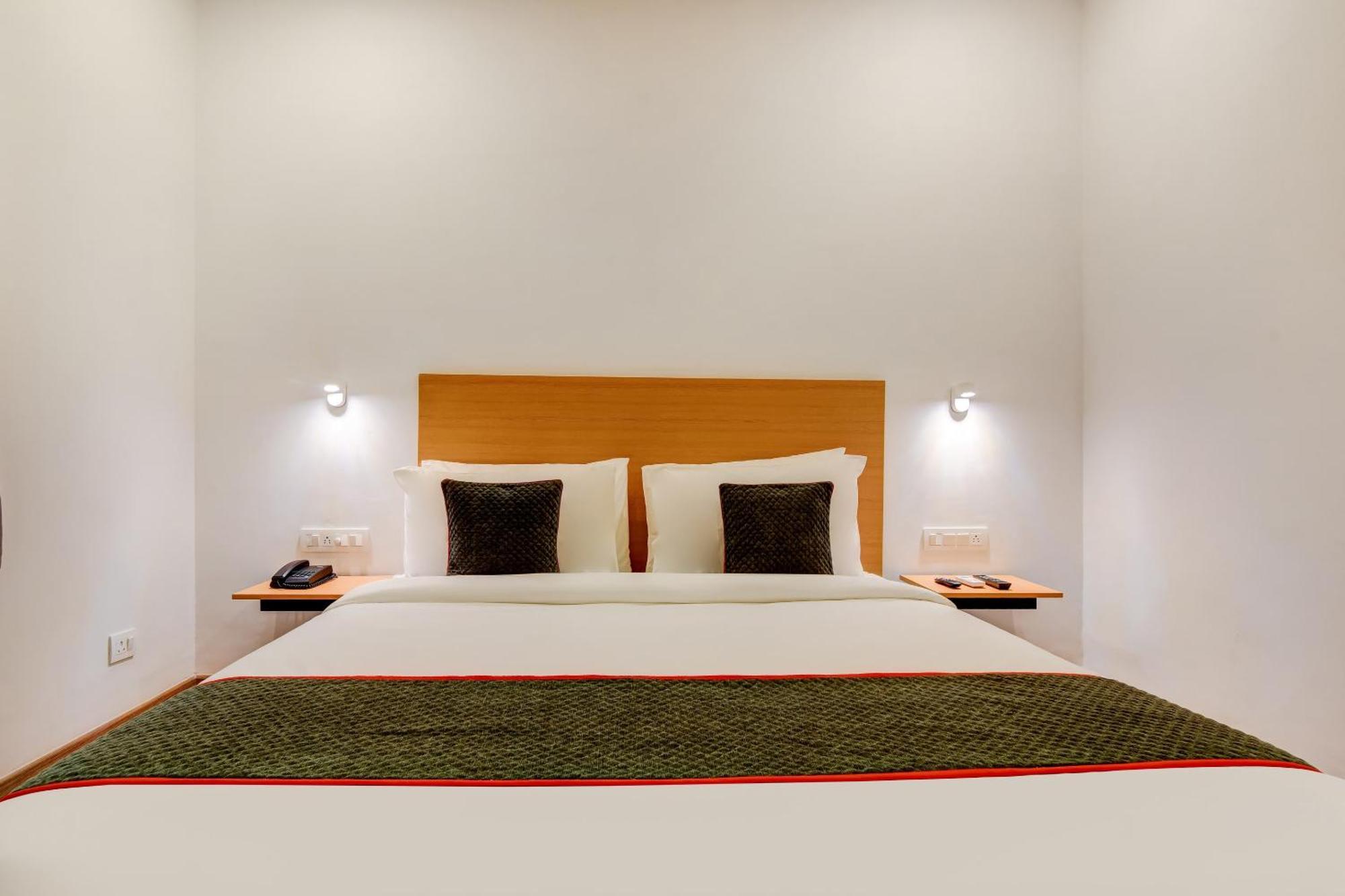 Townhouse 207 Hotel Downtown My Stay Jaipur Eksteriør billede