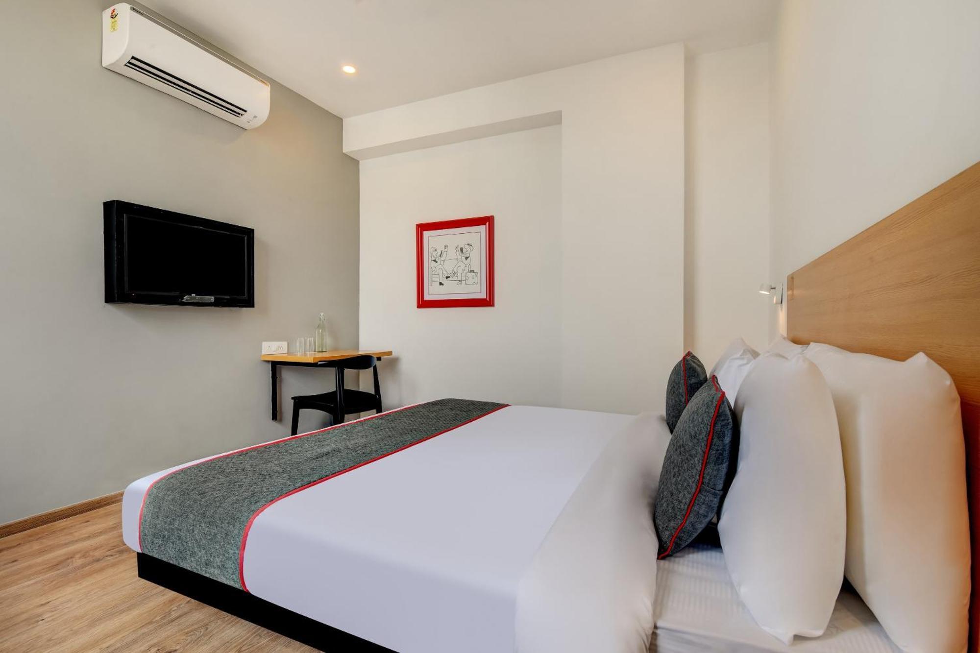 Townhouse 207 Hotel Downtown My Stay Jaipur Eksteriør billede