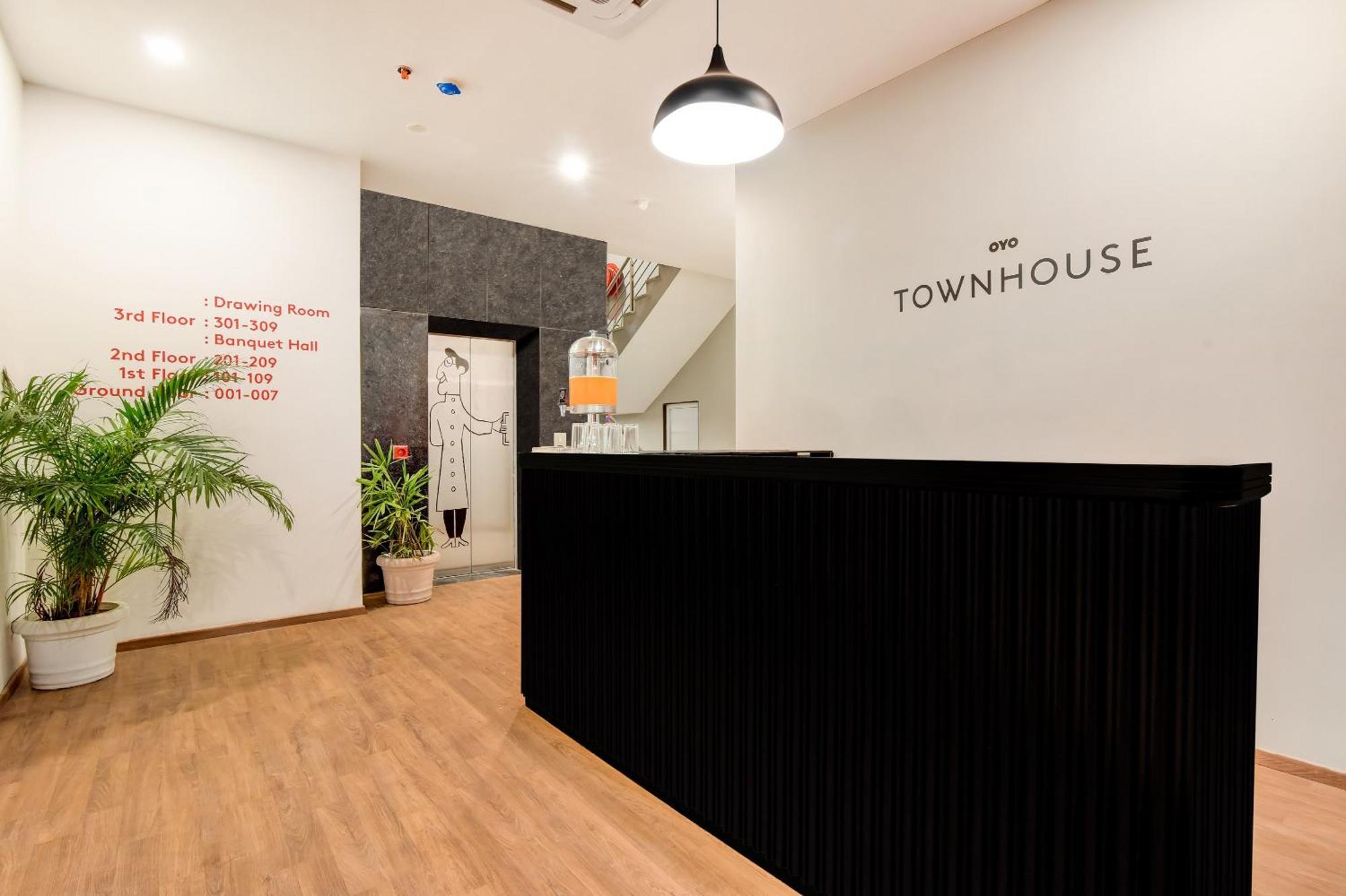 Townhouse 207 Hotel Downtown My Stay Jaipur Eksteriør billede